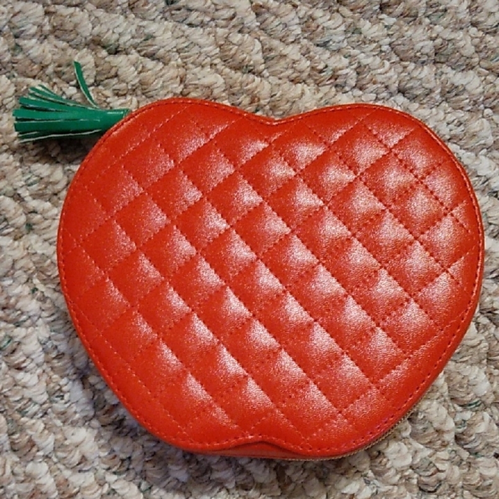 EUC Tartan & Twine Quilted Apple Case - Picture 2 of 4